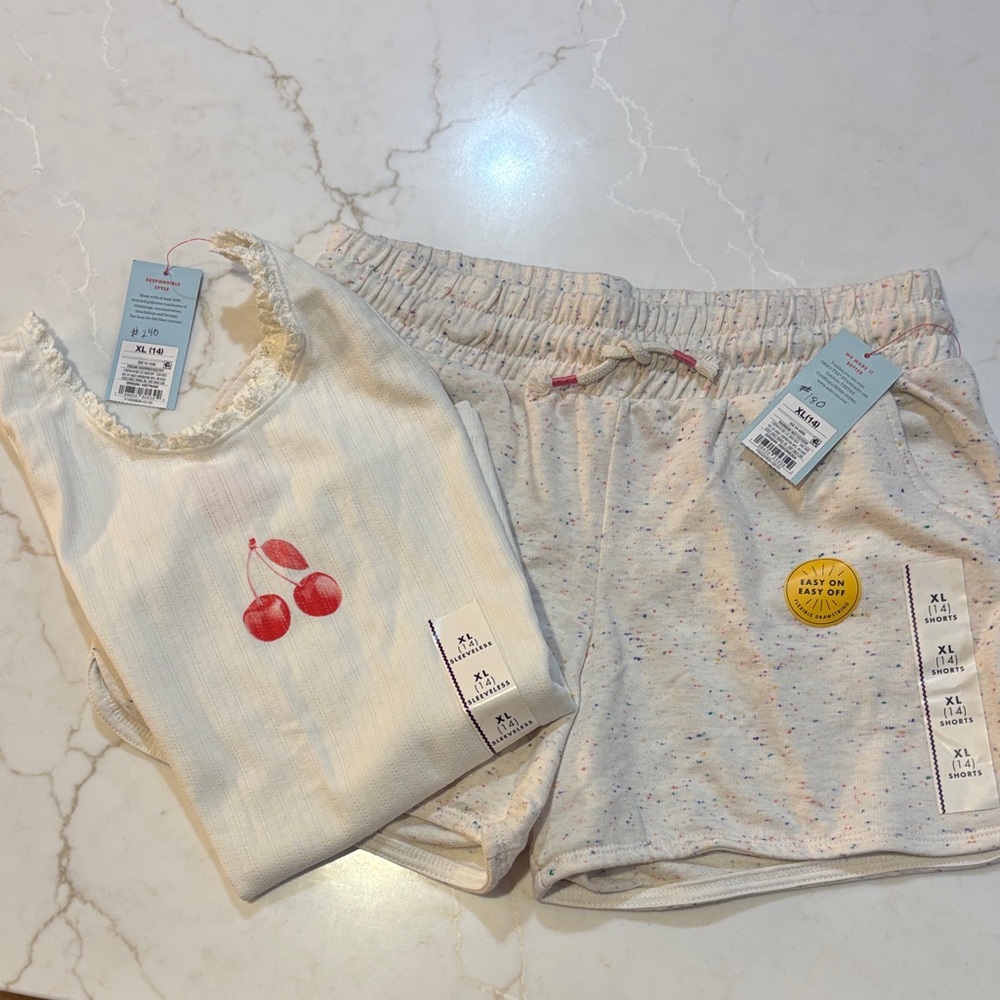 Cat & Jack Cherry Graphic Shorts Set Girls XL 14 Cream Multicolor NWT